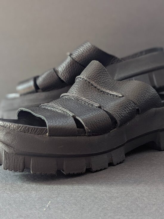 Black leather platform sandal made in Italy size 39 - Picture 4 of 5